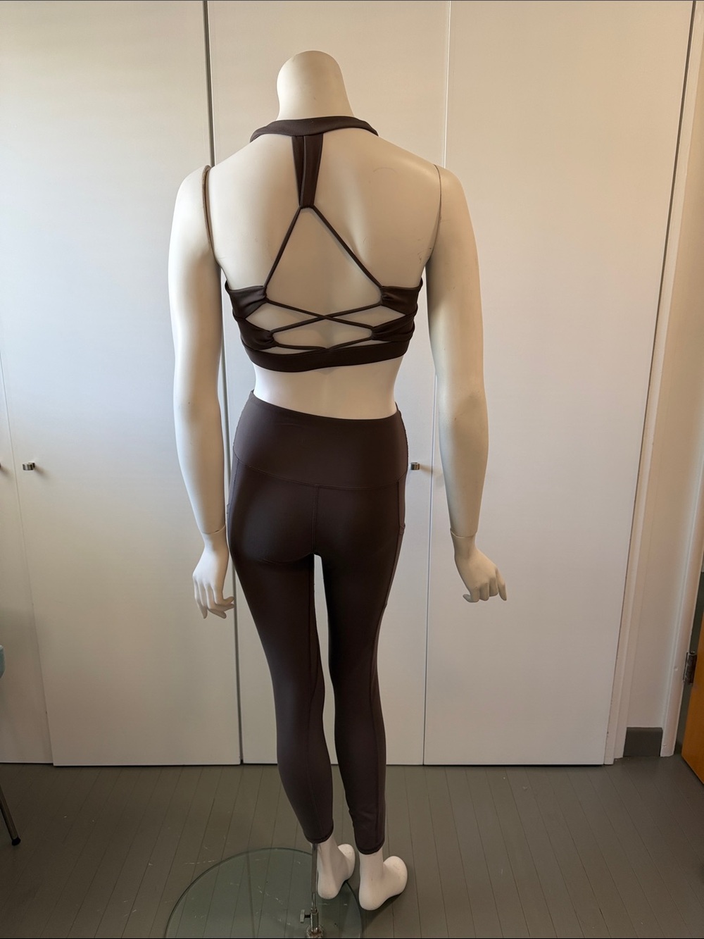 Brown Strappy Sports Bra and leggings set for Women - Supportive Activewear
